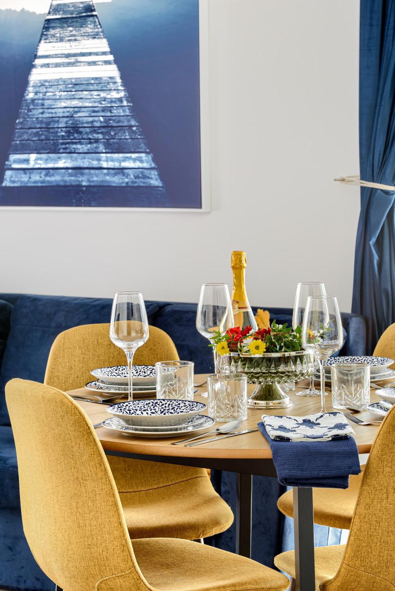 Ari Navy Apartment - High-End Residence أراد المظهر الخارجي الصورة