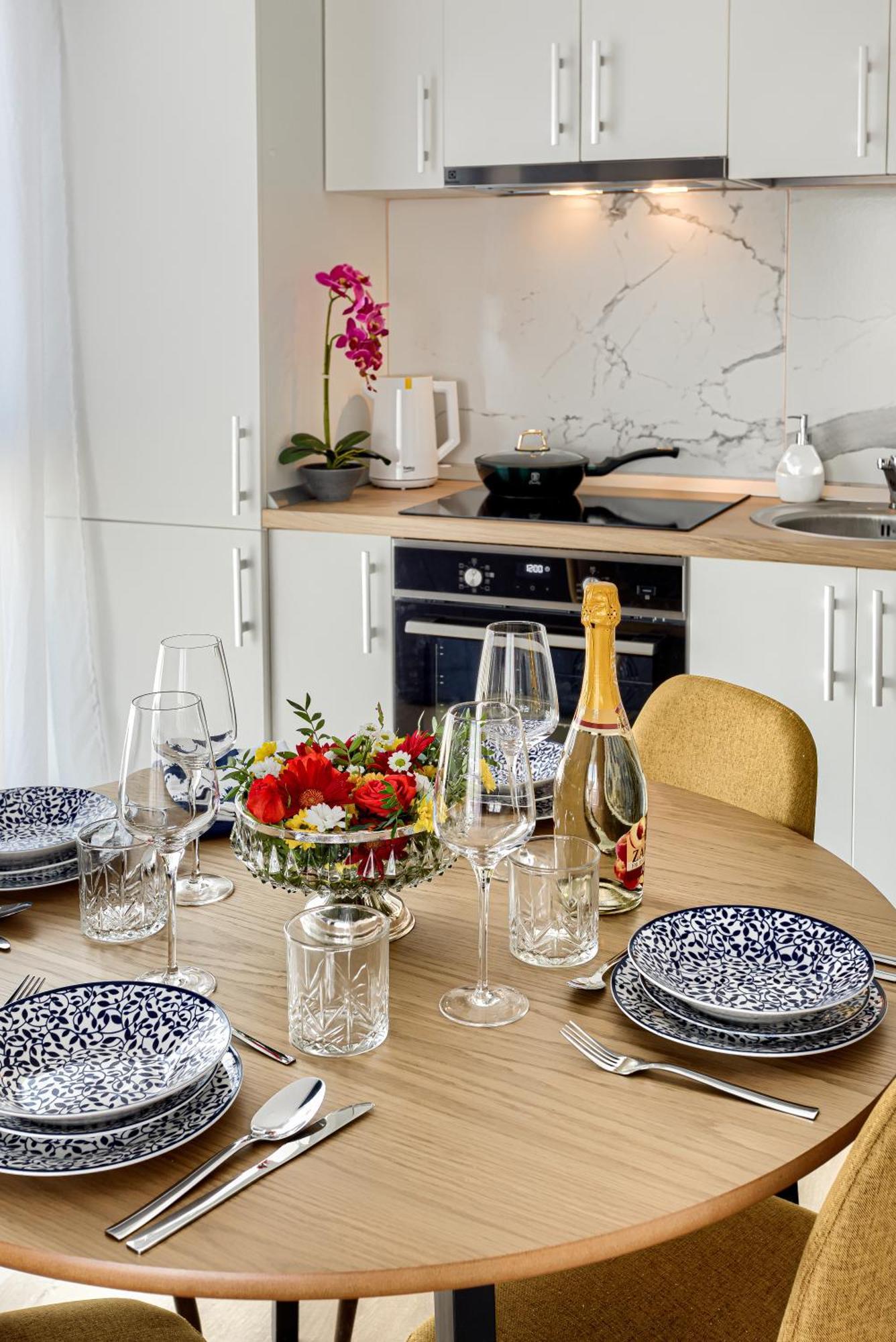 Ari Navy Apartment - High-End Residence أراد المظهر الخارجي الصورة