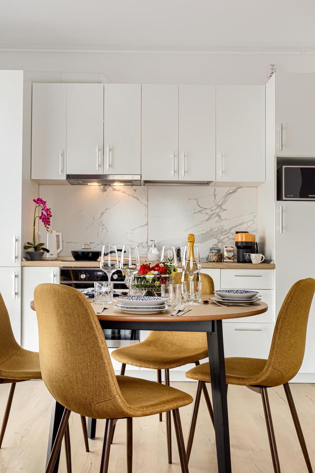 Ari Navy Apartment - High-End Residence أراد المظهر الخارجي الصورة